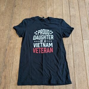 Women's Anvil "Proud Daughter Of A Vietnam Veteran" Tshirt Size Small